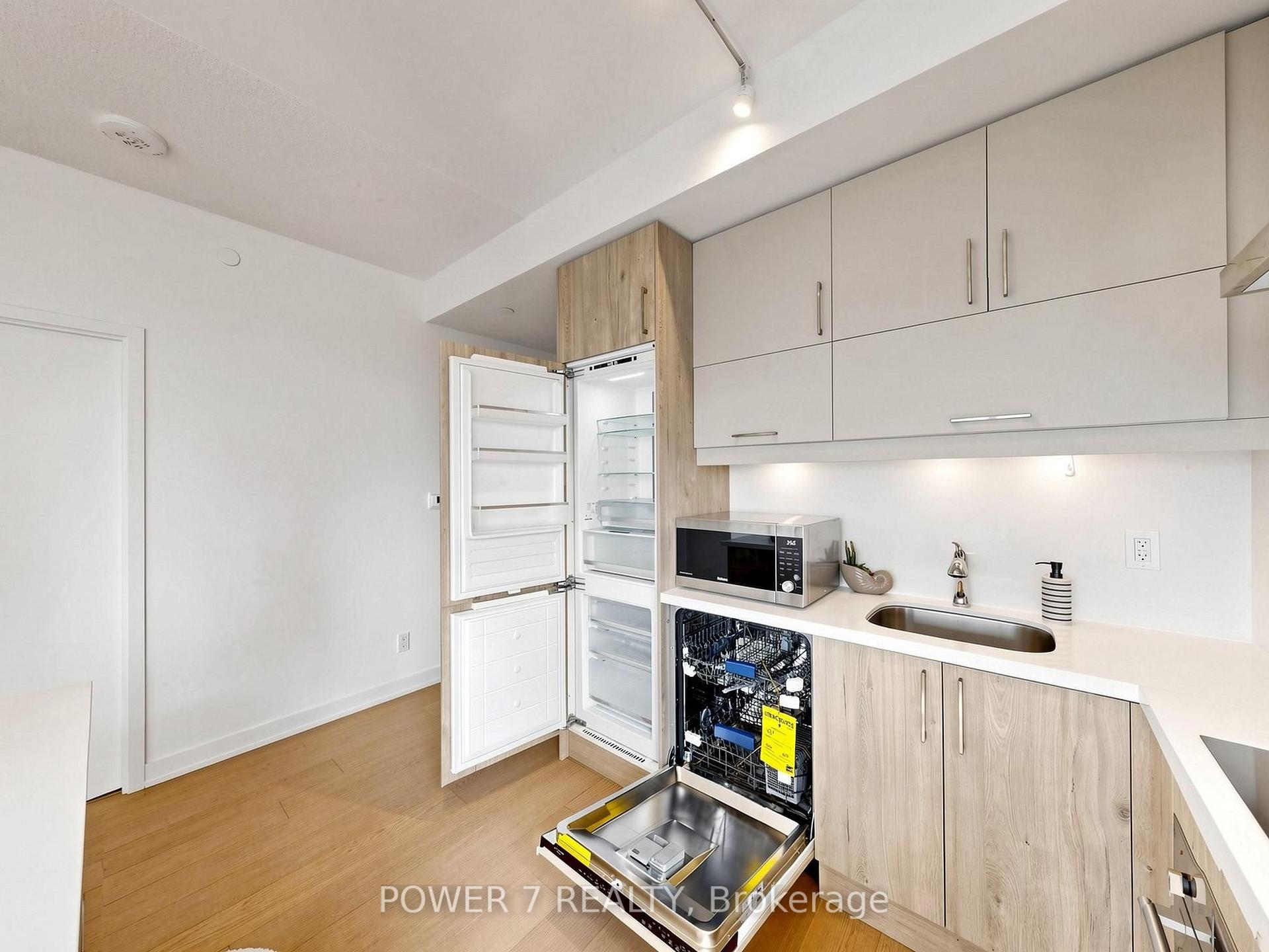 Photo 19 of Unit 1612, 292 Verdale Crossing, Markham, Unionville — HOMEH