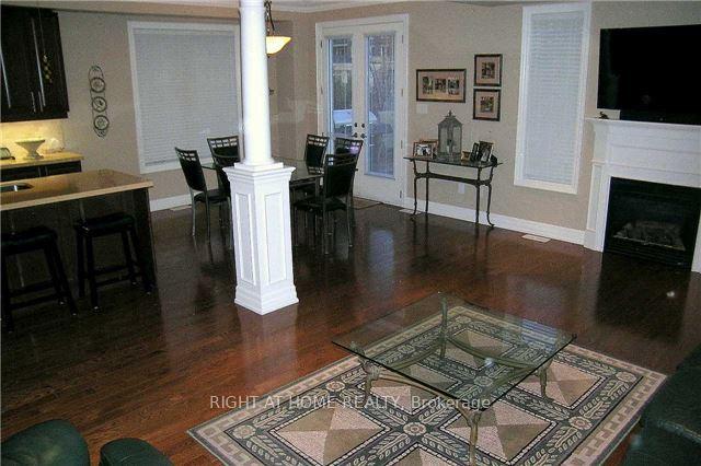 Photo 23 of 17 Bond Crescent, Richmond Hill, Oak Ridges — HOMEH