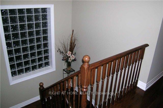 Photo 43 of 17 Bond Crescent, Richmond Hill, Oak Ridges — HOMEH