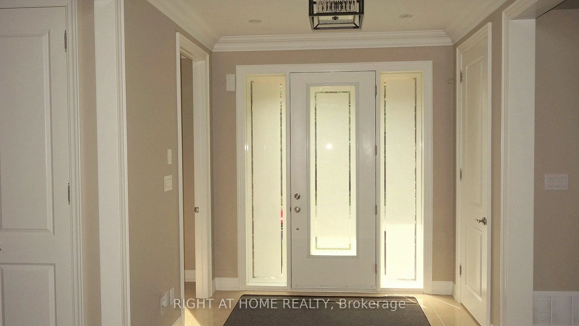Photo 24 of 17 Bond Crescent, Richmond Hill, Oak Ridges — HOMEH