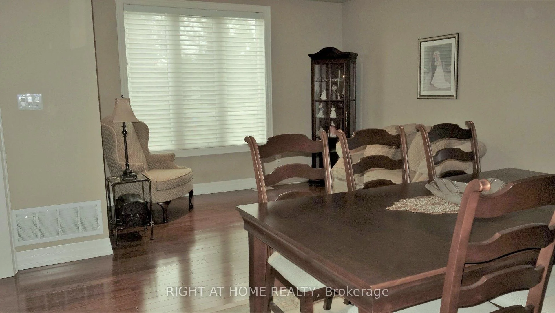 Photo 52 of 17 Bond Crescent, Richmond Hill, Oak Ridges — HOMEH
