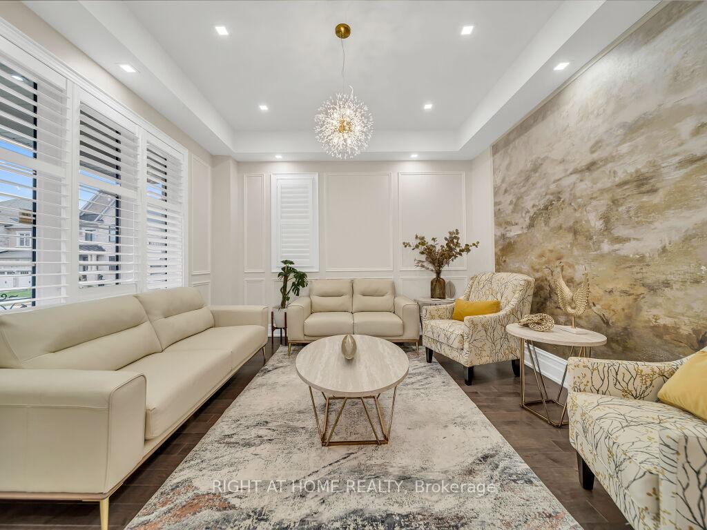 Photo 7 of 12 Hackwood Heights, Brampton, Northwest Brampton — HOMEH