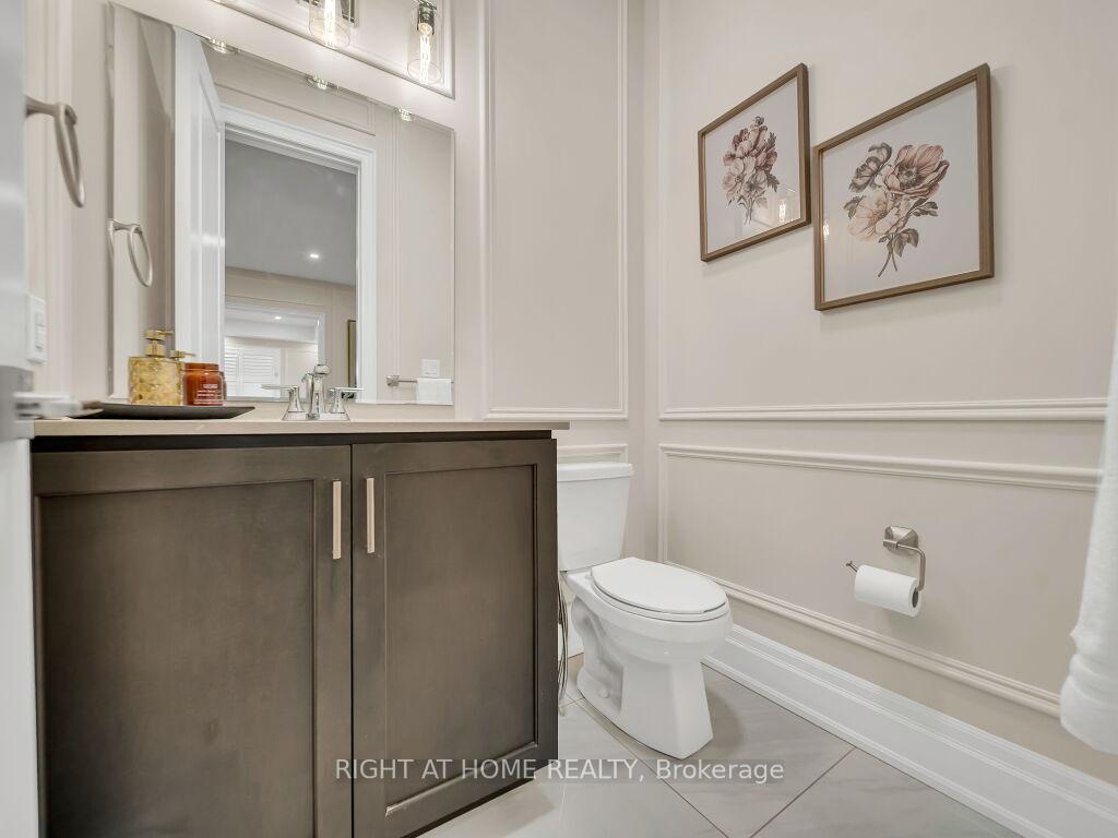 Photo 23 of 12 Hackwood Heights, Brampton, Northwest Brampton — HOMEH