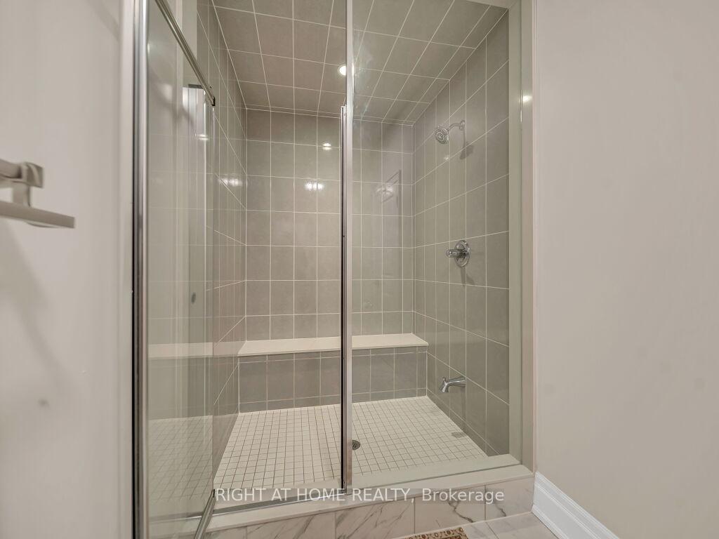 Photo 35 of 12 Hackwood Heights, Brampton, Northwest Brampton — HOMEH