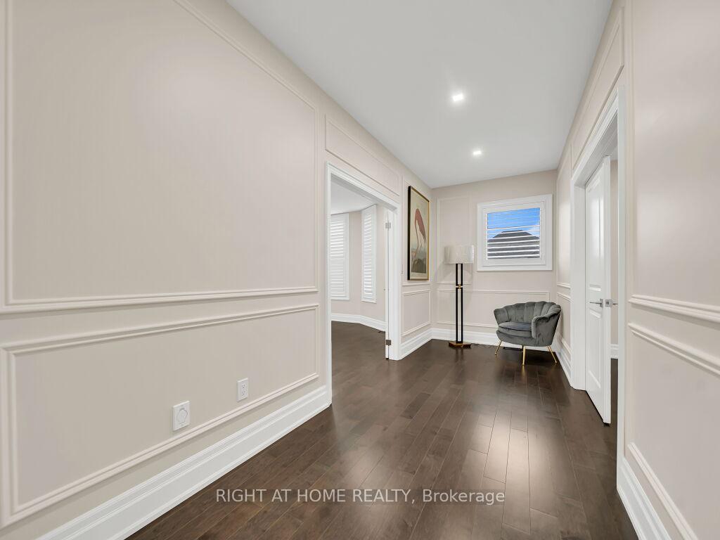 Photo 36 of 12 Hackwood Heights, Brampton, Northwest Brampton — HOMEH