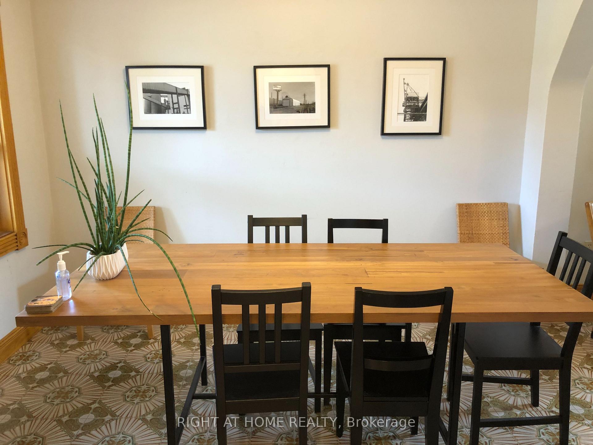 Photo 3 of 564 Concord Avenue, Toronto, Dovercourt-Wallace Emerson-Junction — HOMEH