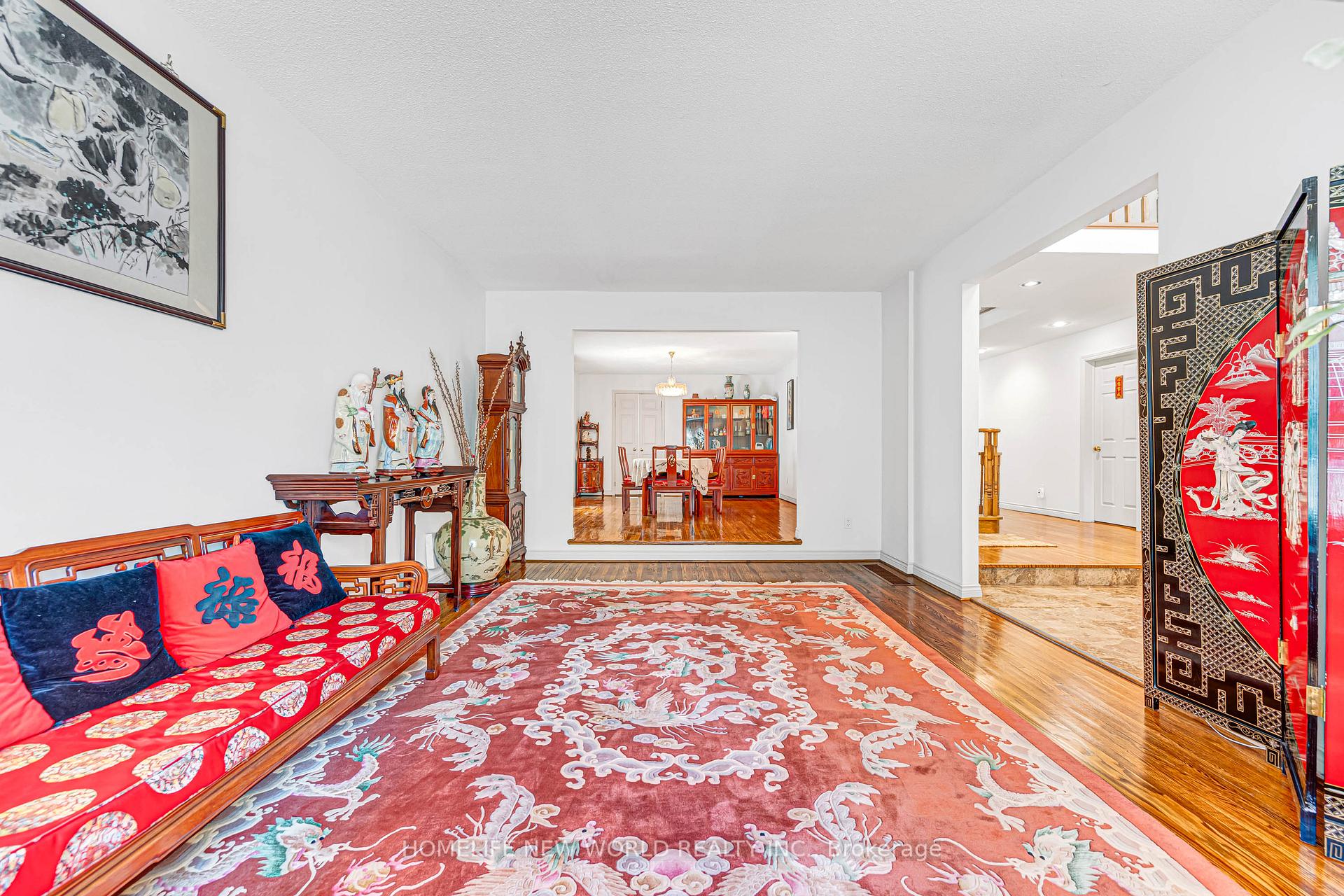 Photo 12 of 4 Tarbert Road, North York, Bayview Woods-Steeles — HOMEH
