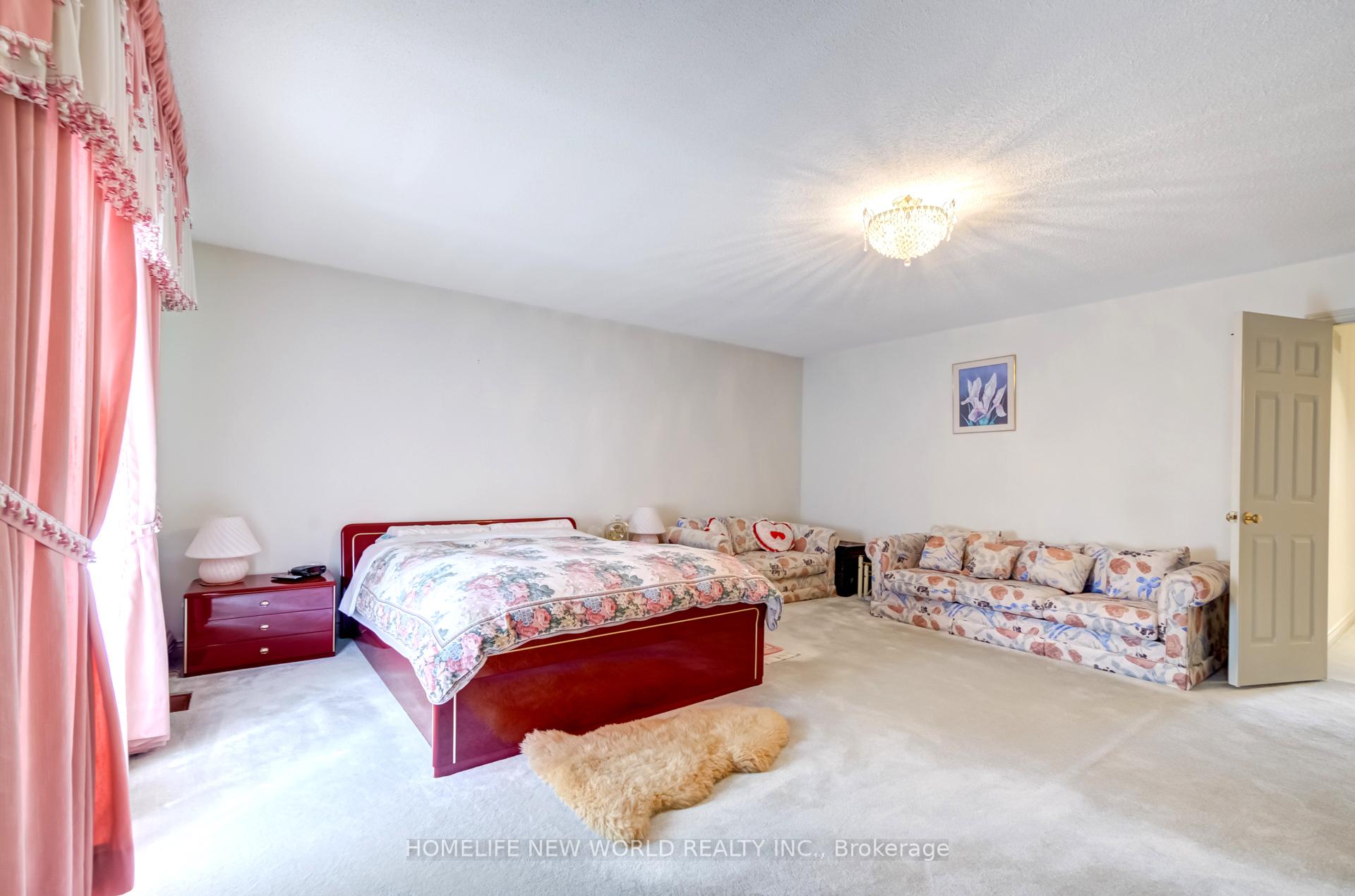 Photo 26 of 4 Tarbert Road, North York, Bayview Woods-Steeles — HOMEH