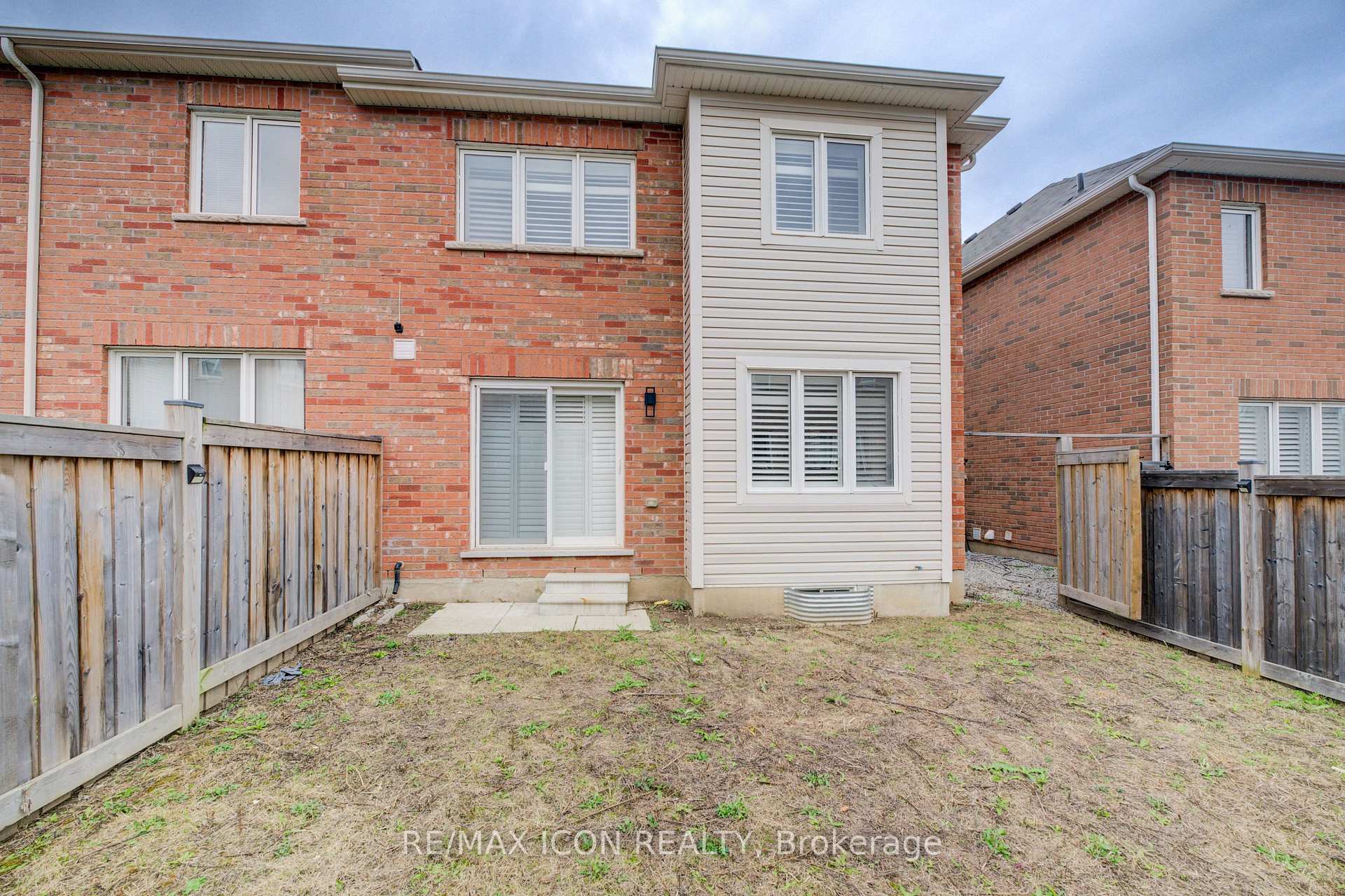 Photo 39 of 302 Jean Landing, Milton, Ford — HOMEH
