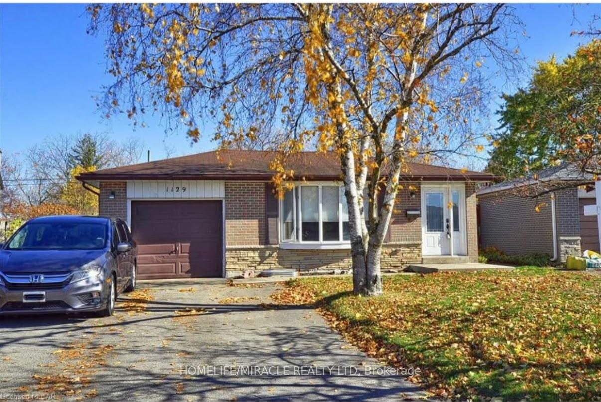 Photo 1 of 1129 Valentine Drive, Cambridge, Lang's Farm — HOMEH