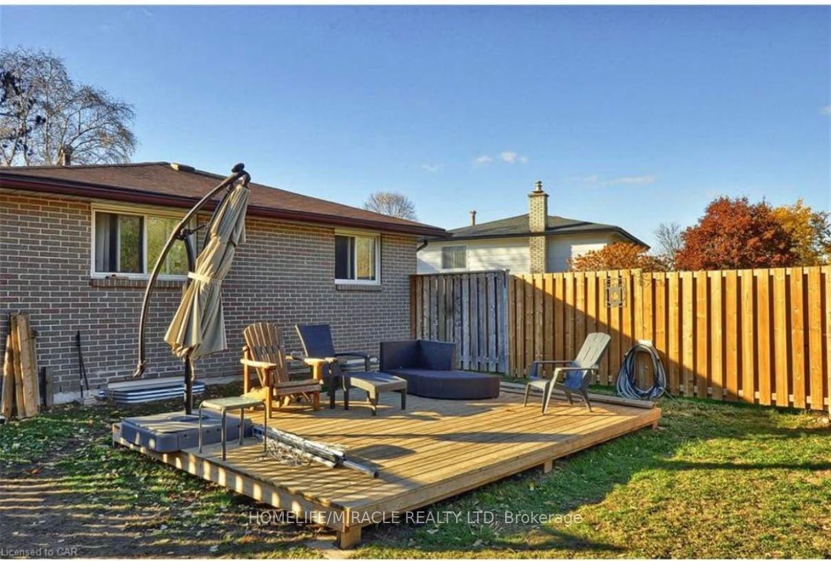 Photo 21 of 1129 Valentine Drive, Cambridge, Lang's Farm — HOMEH