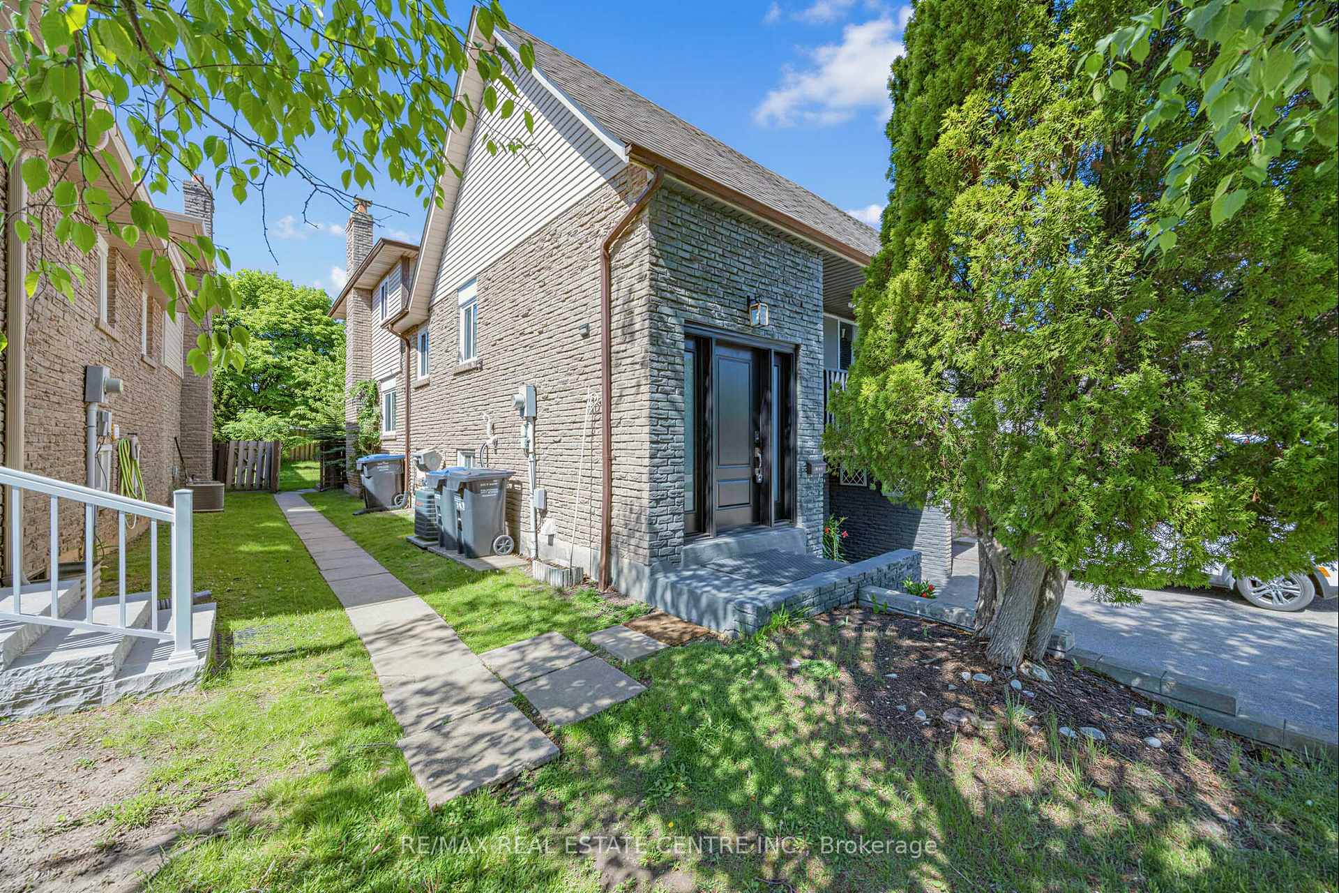 Photo 7 of 6348 Atherly Crescent, Mississauga, Meadowvale — HOMEH