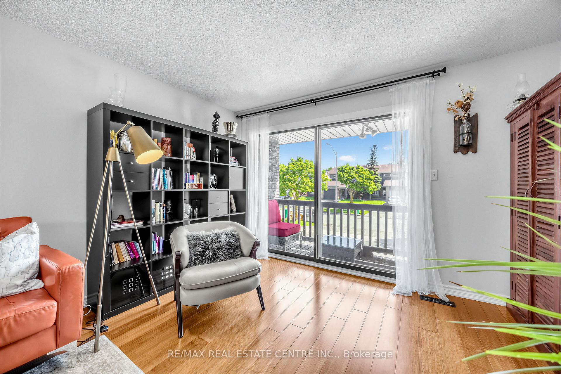 Photo 12 of 6348 Atherly Crescent, Mississauga, Meadowvale — HOMEH