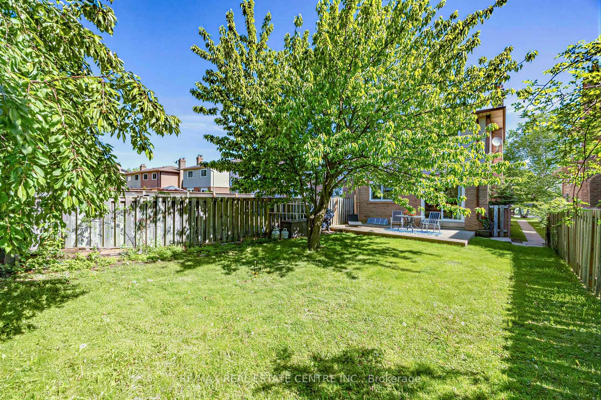 Photo 37 of 6348 Atherly Crescent, Mississauga, Meadowvale — HOMEH