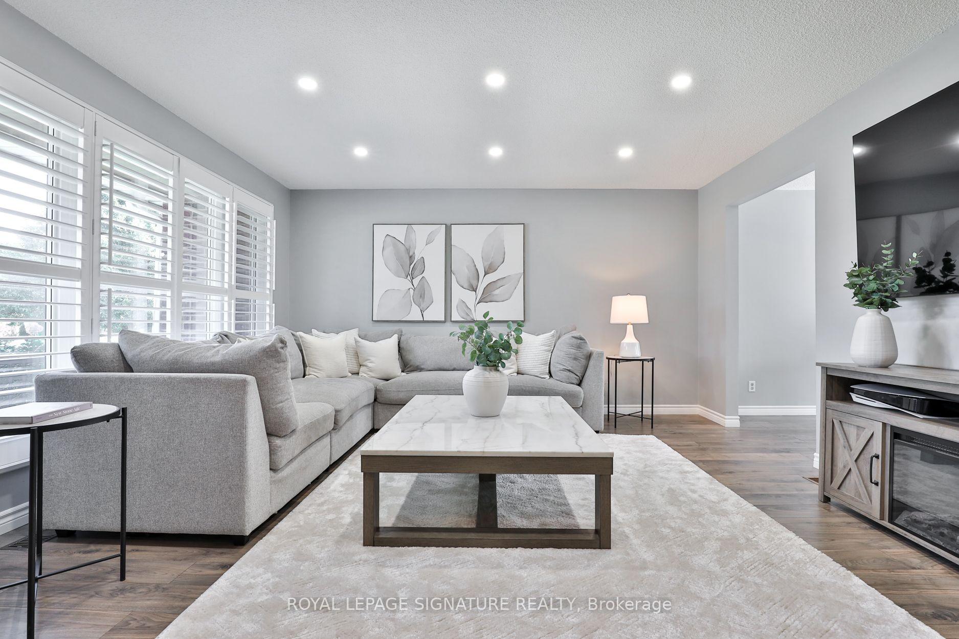 Photo 5 of 13 Smyth Crescent, New Tecumseth, Beeton — HOMEH