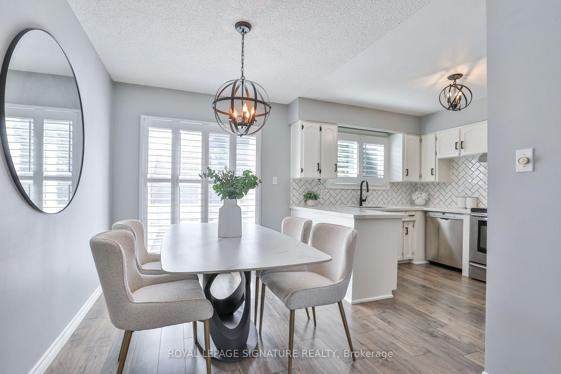 Photo 3 of 13 Smyth Crescent, New Tecumseth, Beeton — HOMEH
