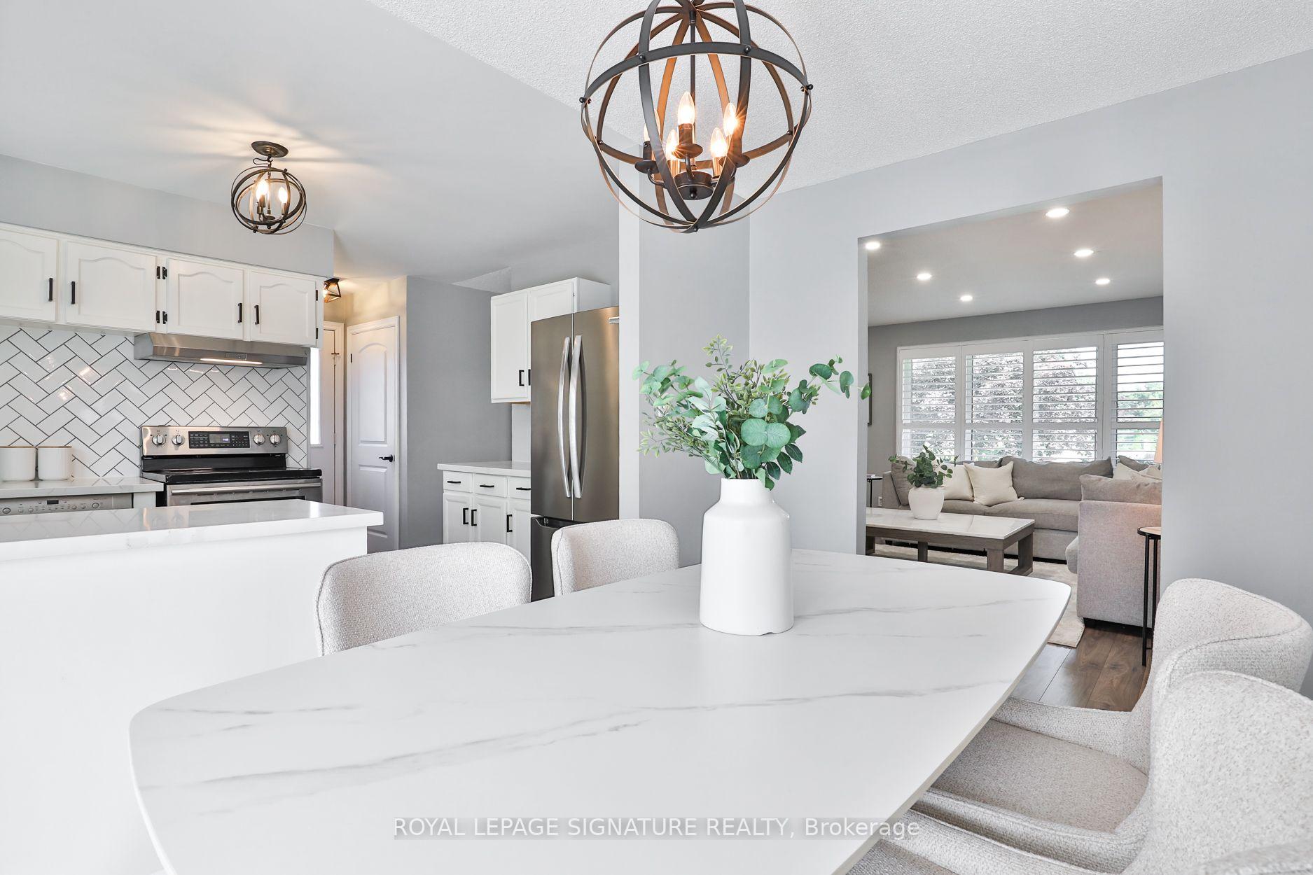 Photo 14 of 13 Smyth Crescent, New Tecumseth, Beeton — HOMEH