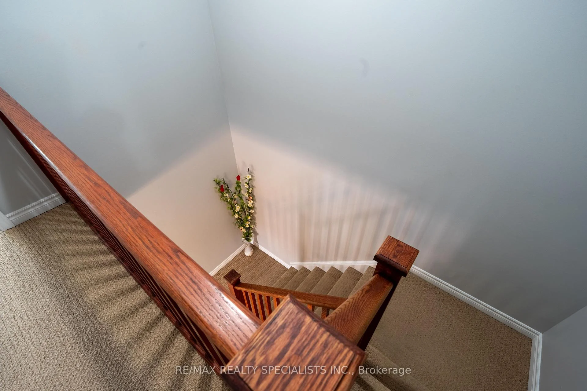 Photo 9 of 466 Bronco Crescent, Waterloo, Lexington — HOMEH
