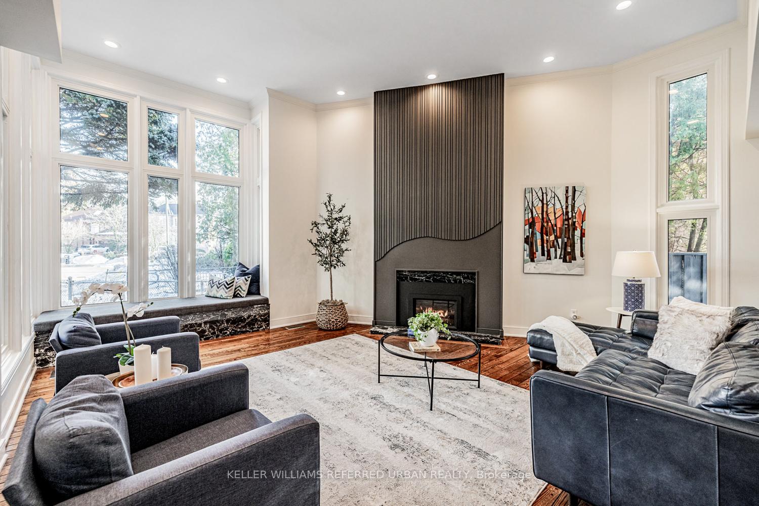 Photo 3 of 97 Clarinda Drive, North York, Bayview Village — HOMEH