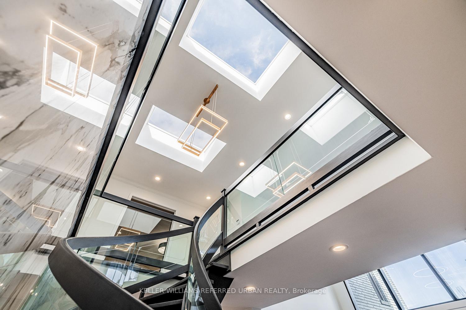 Photo 14 of 97 Clarinda Drive, North York, Bayview Village — HOMEH