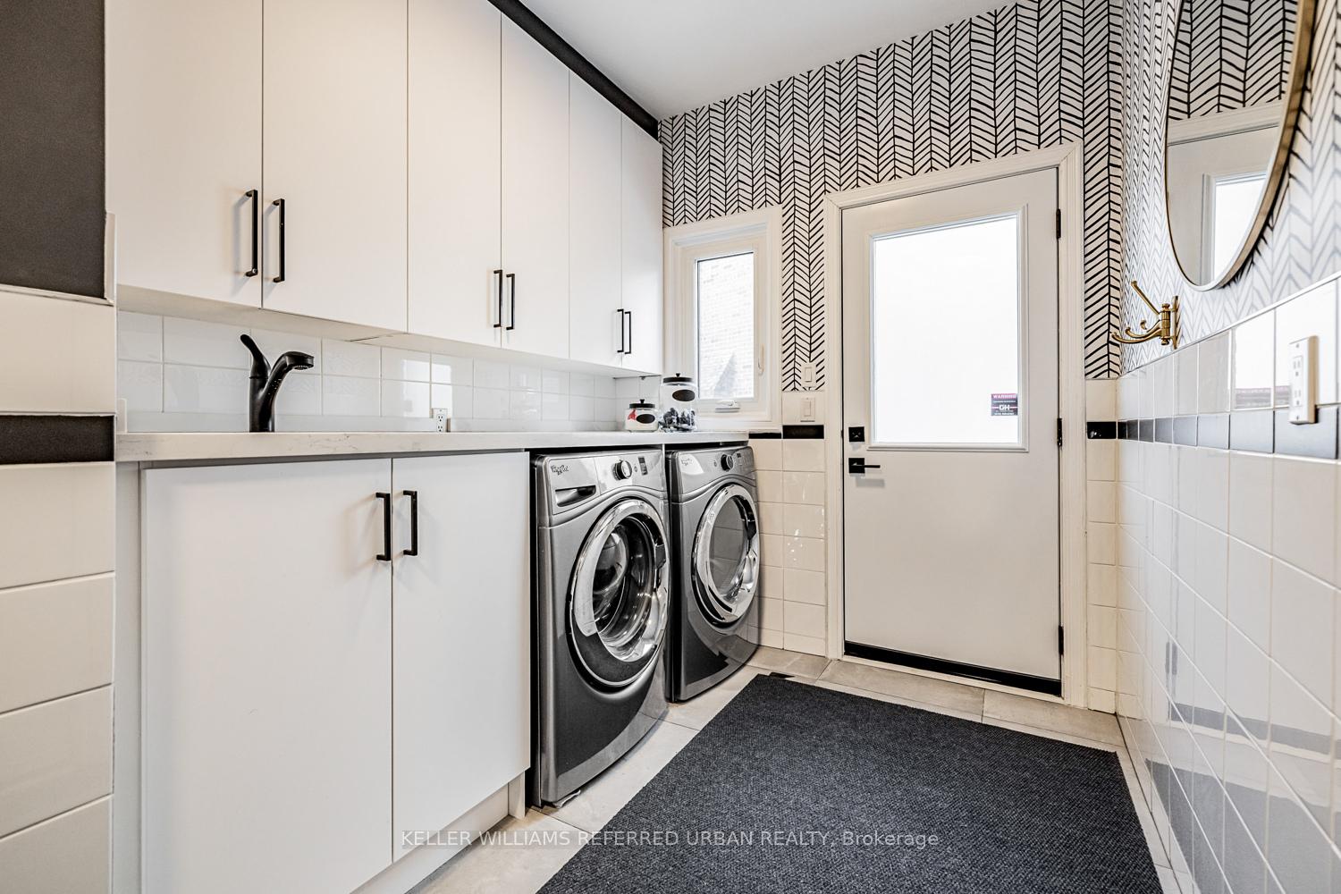 Photo 16 of 97 Clarinda Drive, North York, Bayview Village — HOMEH
