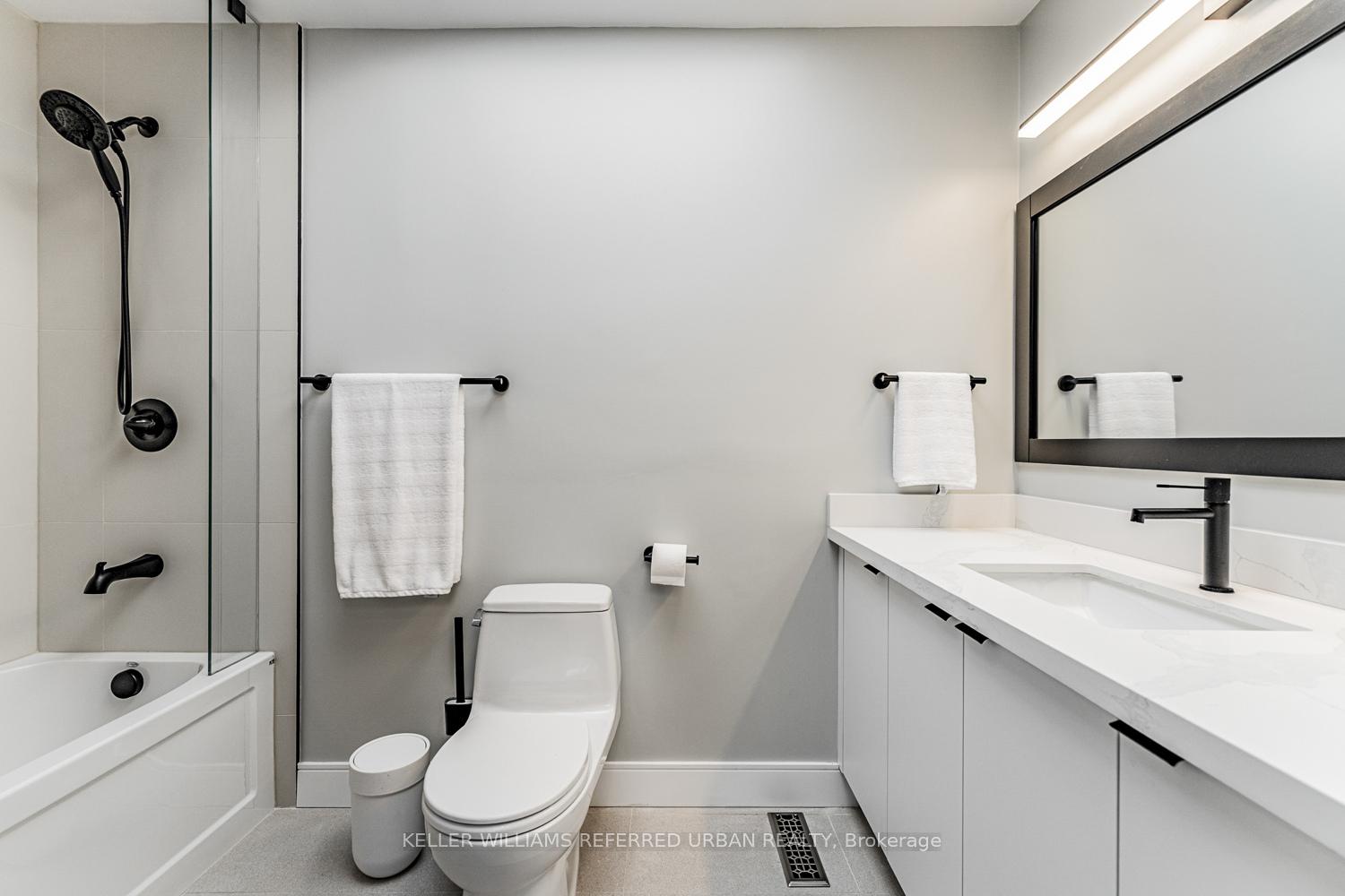 Photo 22 of 97 Clarinda Drive, North York, Bayview Village — HOMEH