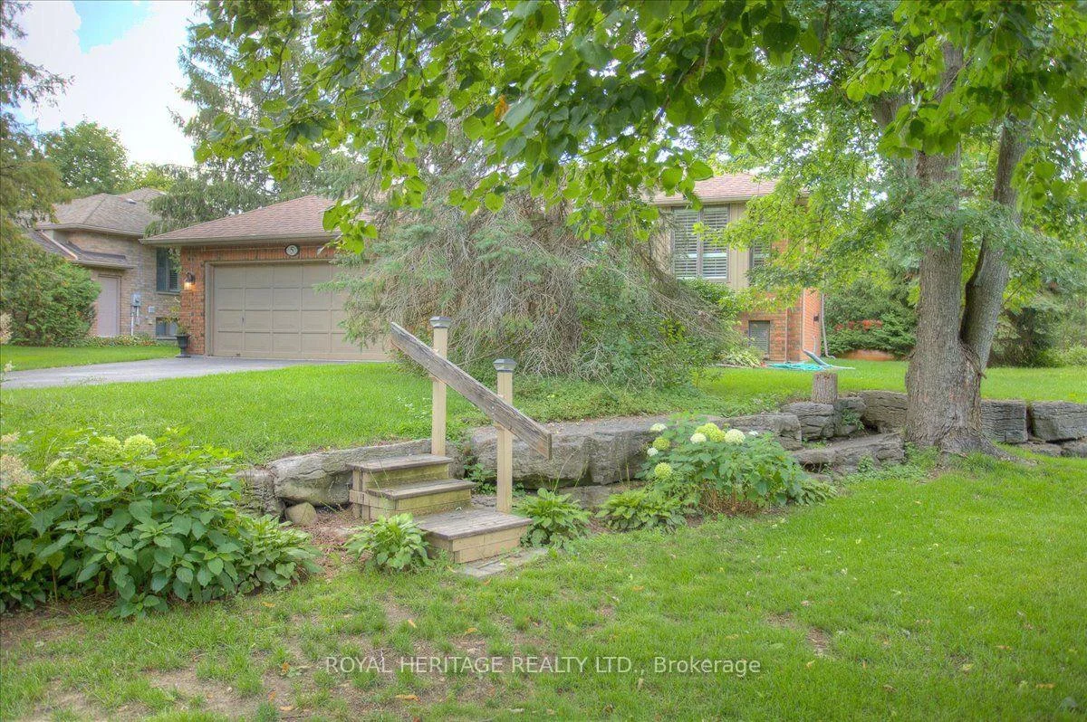 Photo 52 of 5 Governors Drive, Kawartha Lakes, Bobcaygeon — HOMEH