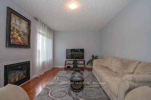 Photo 3 of 29 James Parrott Avenue, Markham, Wismer — HOMEH