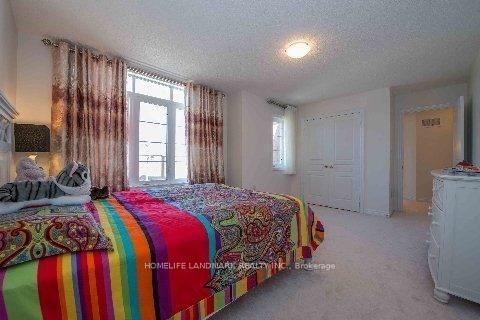 Photo 17 of 29 James Parrott Avenue, Markham, Wismer — HOMEH