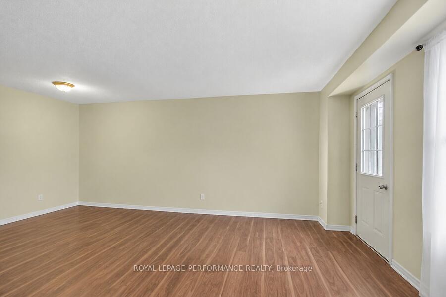 Photo 5 of 3064 Olympic Way, Ottawa, Blossom Park/Leitrim — HOMEH