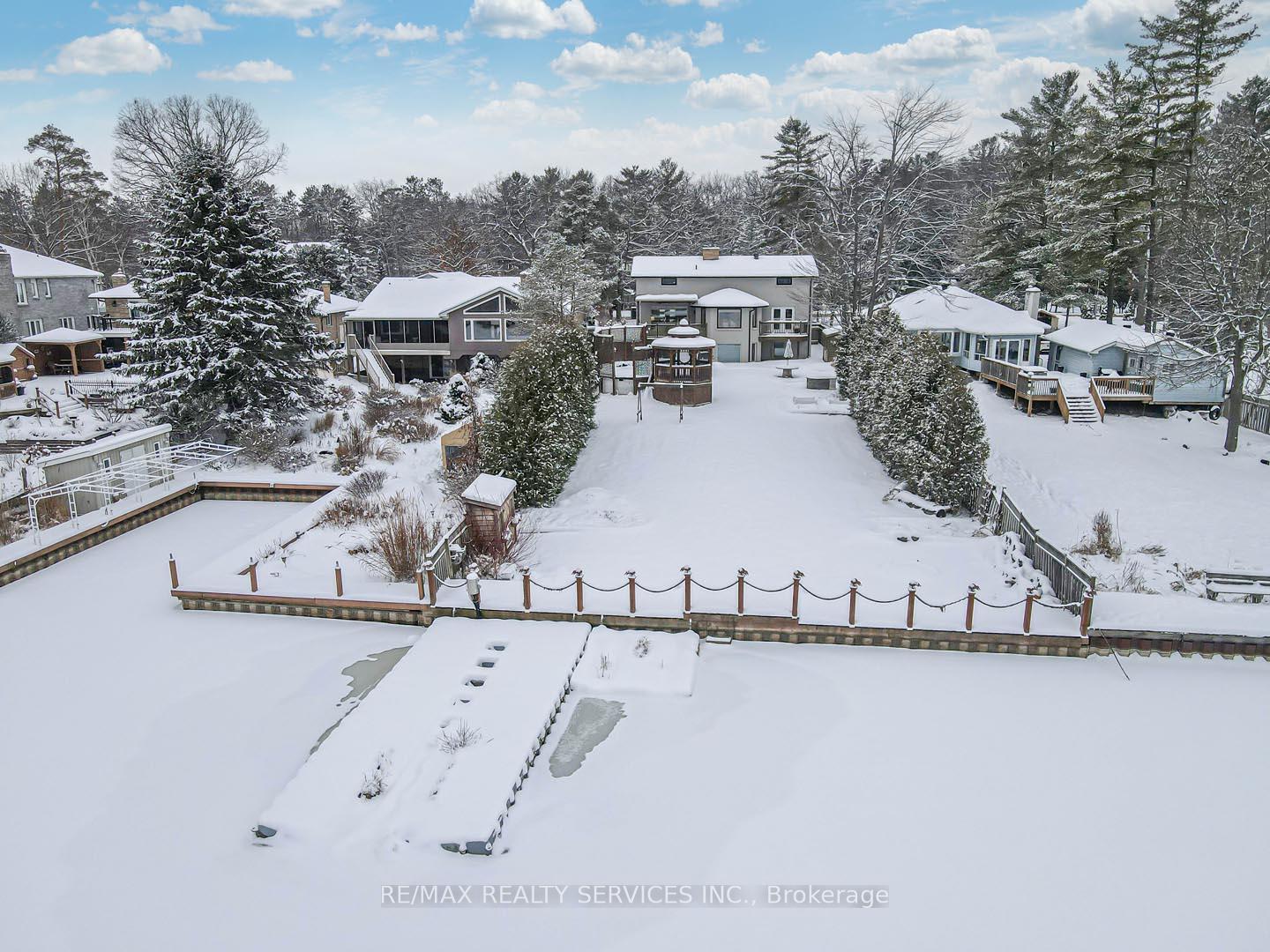 Photo 7 of 247 Sand Road, East Gwillimbury, Holland Landing — HOMEH
