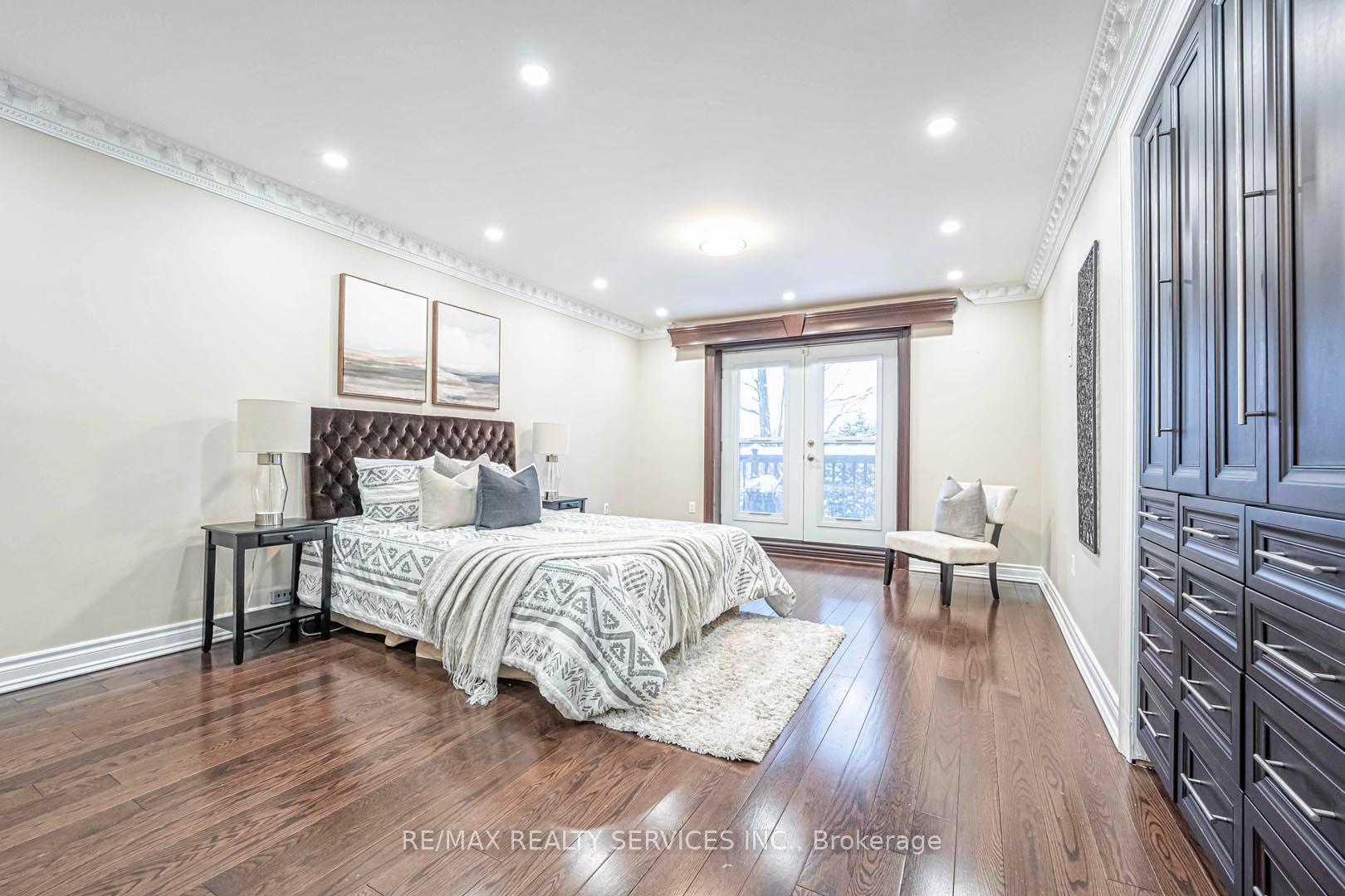 Photo 20 of 247 Sand Road, East Gwillimbury, Holland Landing — HOMEH