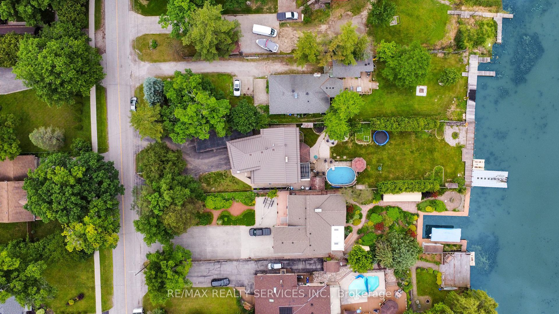 Photo 37 of 247 Sand Road, East Gwillimbury, Holland Landing — HOMEH