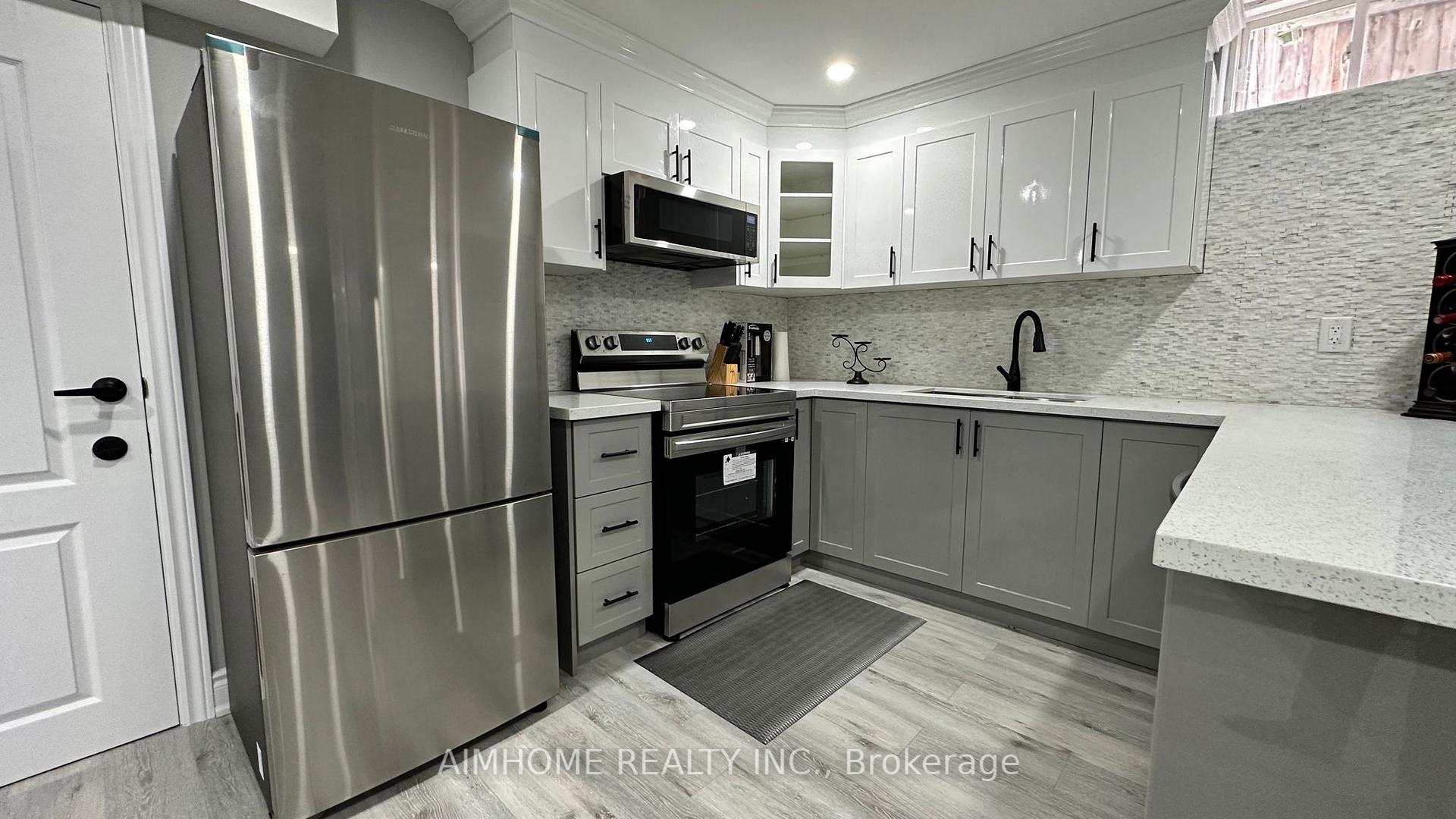 Photo 7 of 2169 Hillmount Drive, Oakville, Westmount — HOMEH
