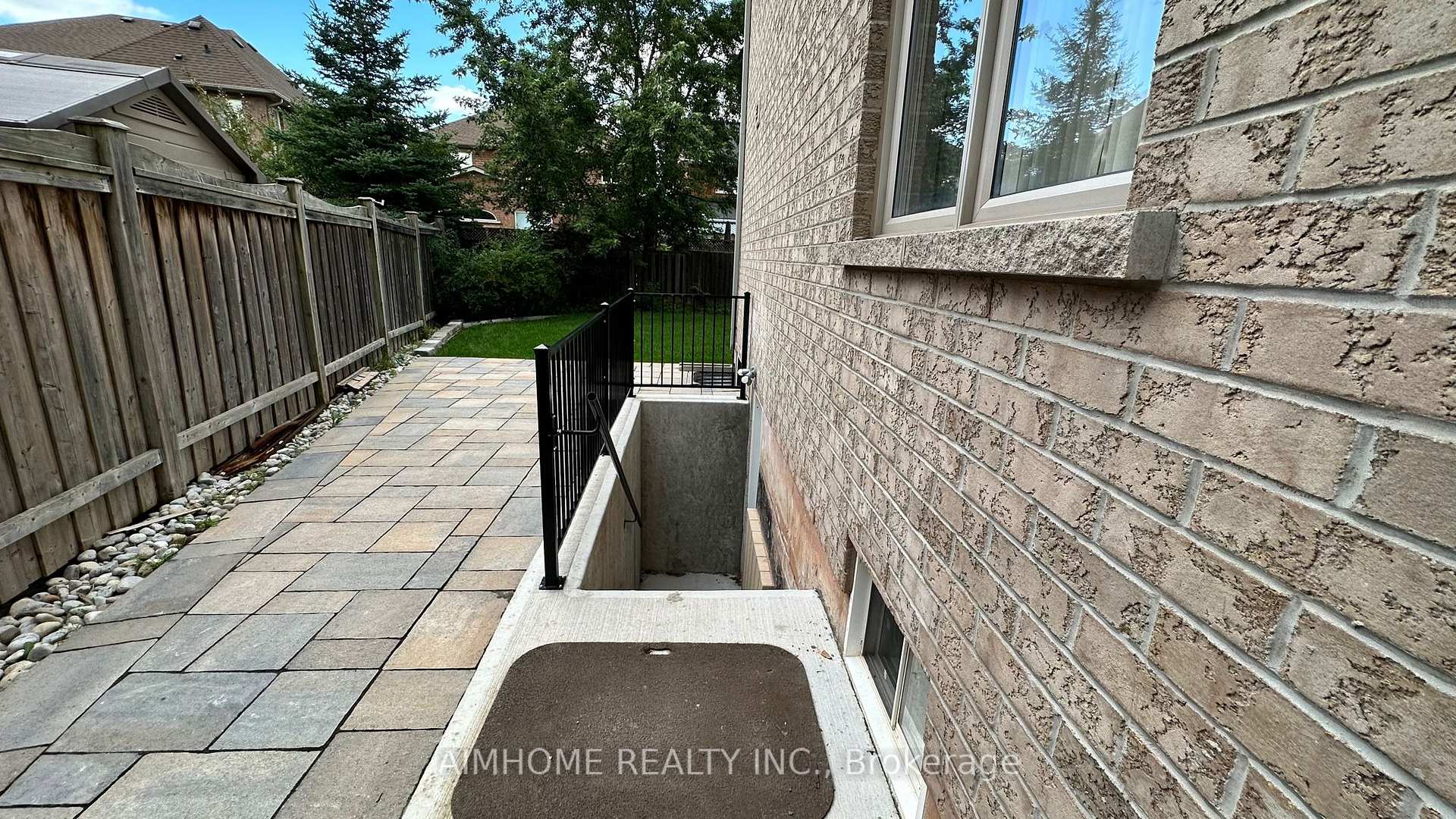 Photo 22 of 2169 Hillmount Drive, Oakville, Westmount — HOMEH