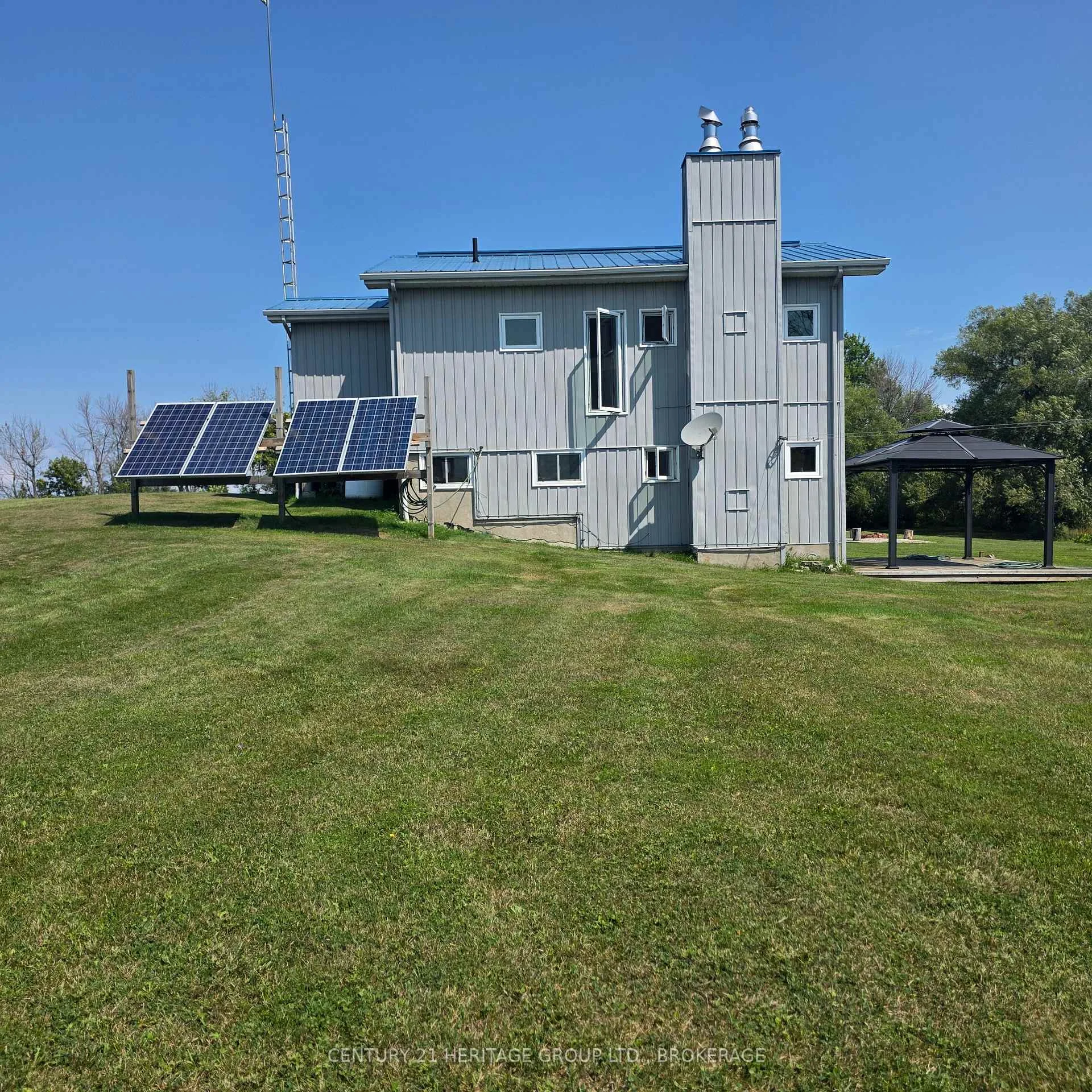 Photo 33 of 648 Third Line Road, Frontenac Islands, Wolfe Island — HOMEH