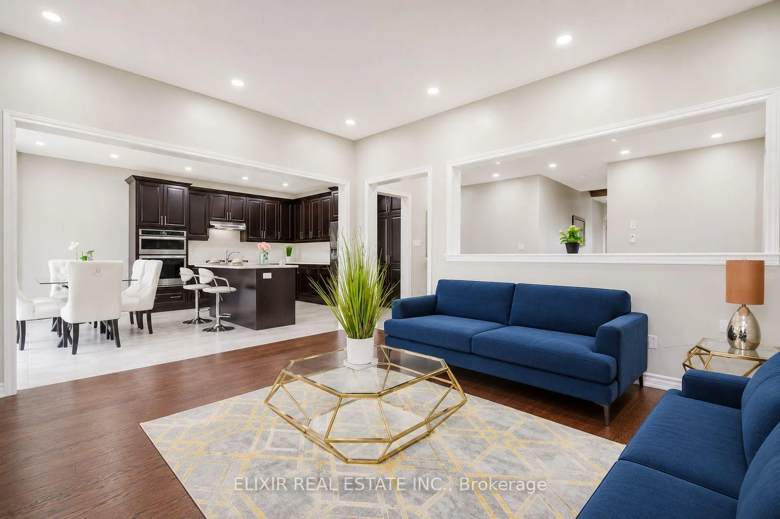 Photo 12 of 40 Wheatberry Crescent, Brampton, Sandringham-Wellington North — HOMEH