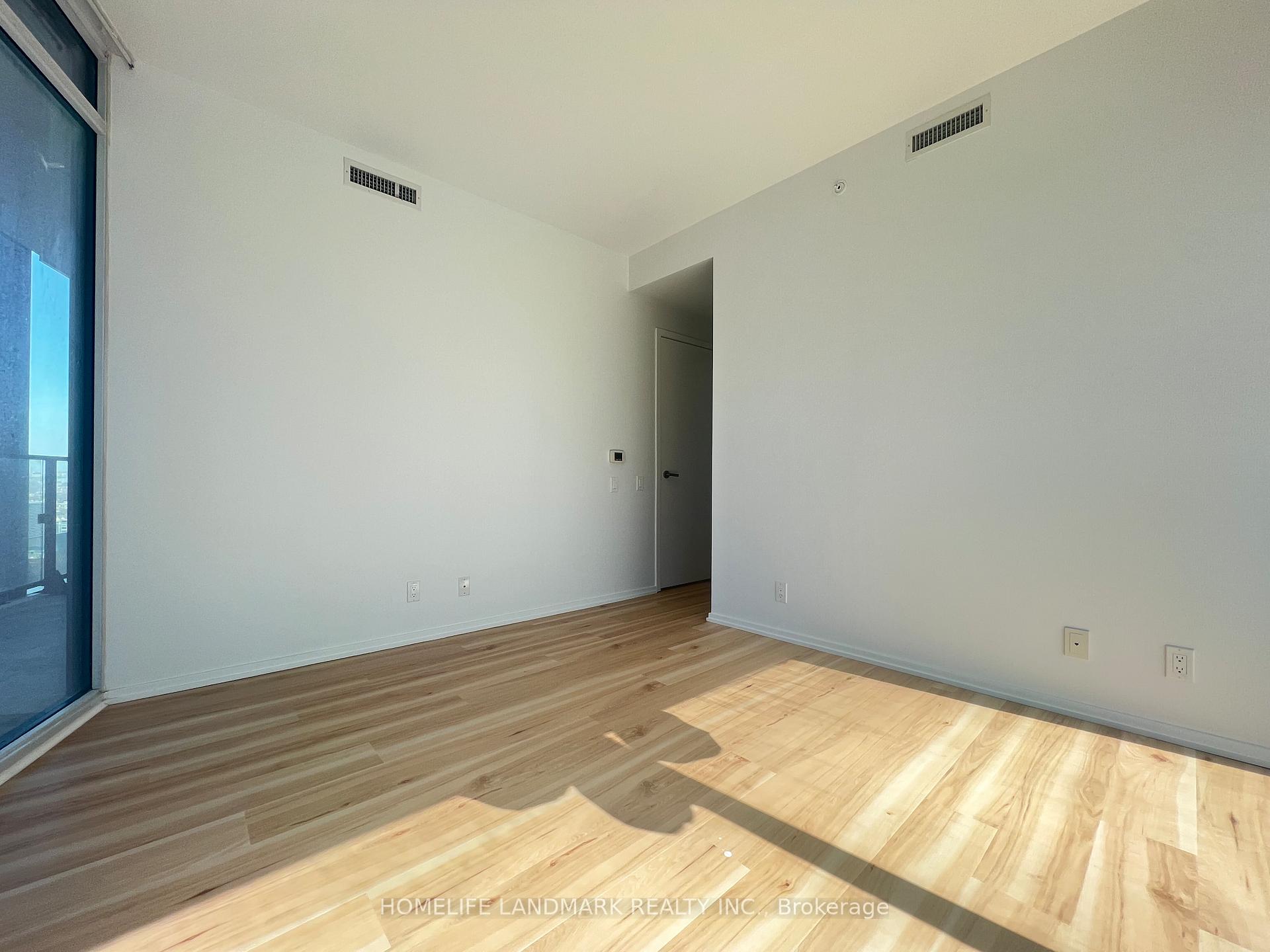 Photo 3 of Unit 2301, 125 Peter Street, Toronto, Waterfront Communities — HOMEH