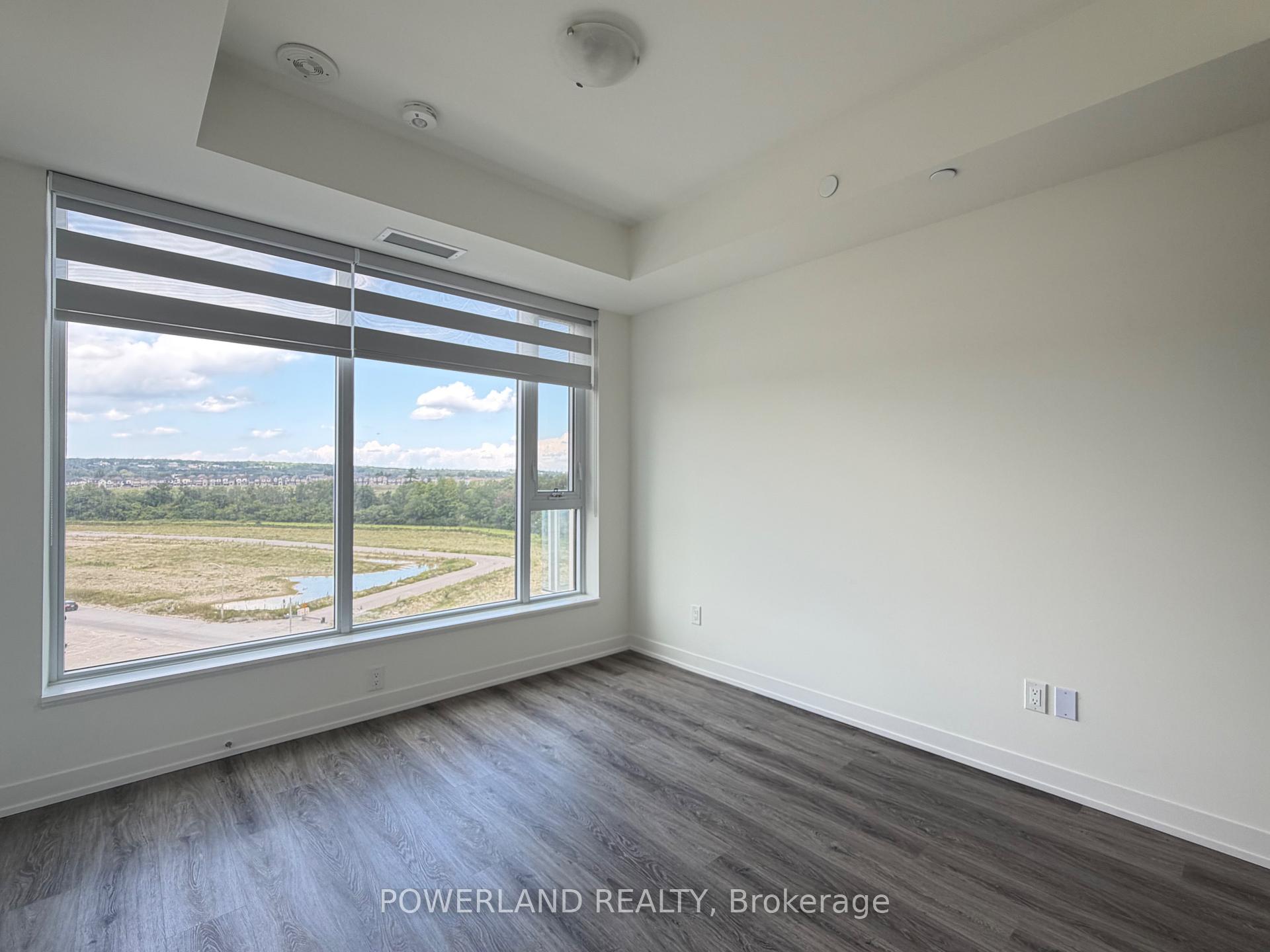 Photo 15 of Unit 828, 2 David Eyer Road, Richmond Hill, Rural Richmond Hill — HOMEH
