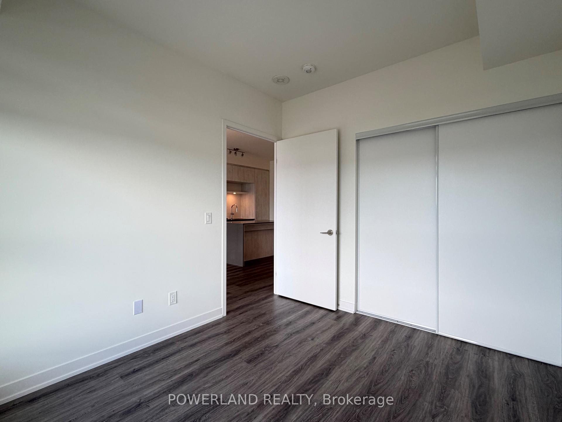Photo 19 of Unit 828, 2 David Eyer Road, Richmond Hill, Rural Richmond Hill — HOMEH