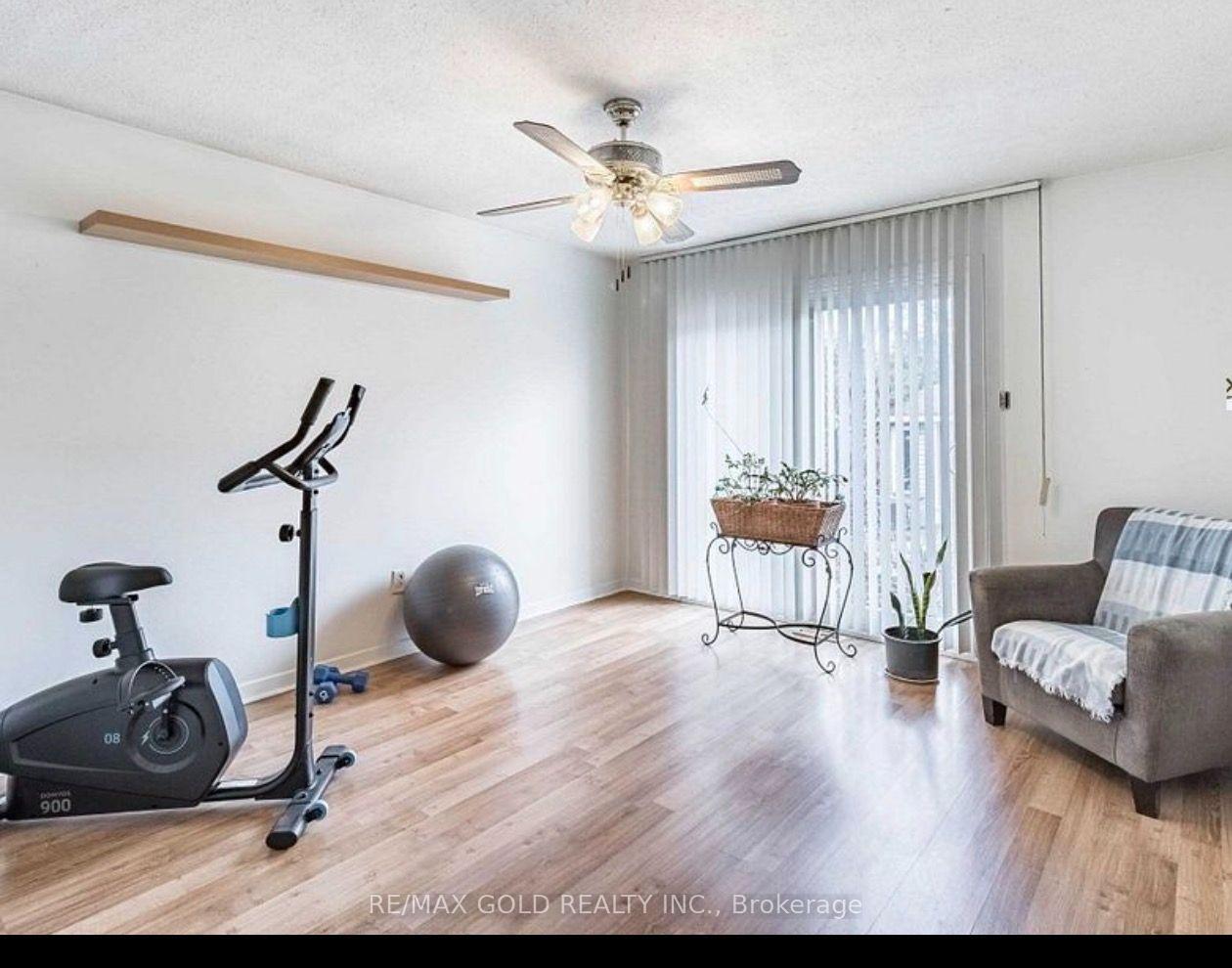 Photo 15 of 50 Lorraine Crescent, Brampton, Westgate — HOMEH