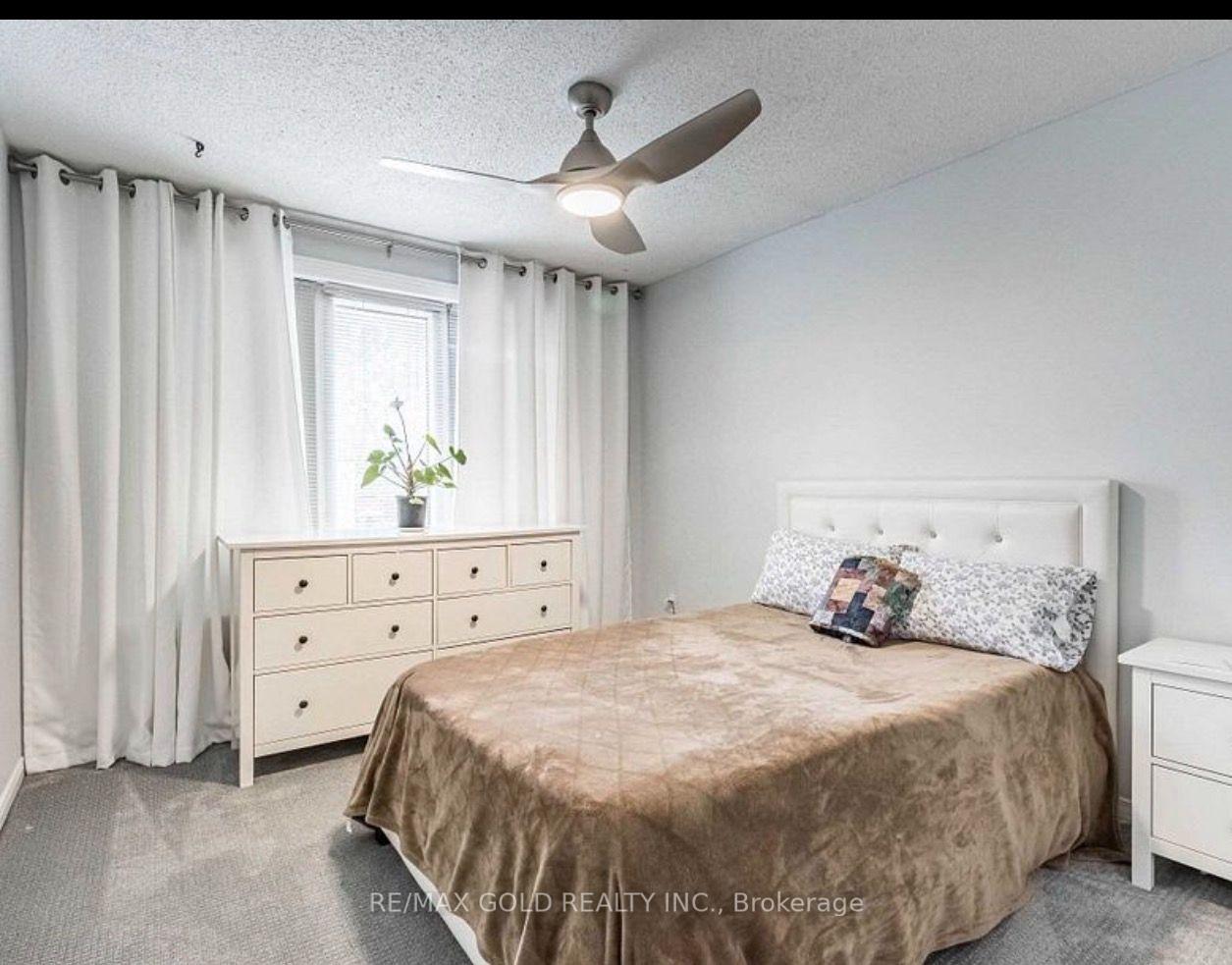 Photo 17 of 50 Lorraine Crescent, Brampton, Westgate — HOMEH
