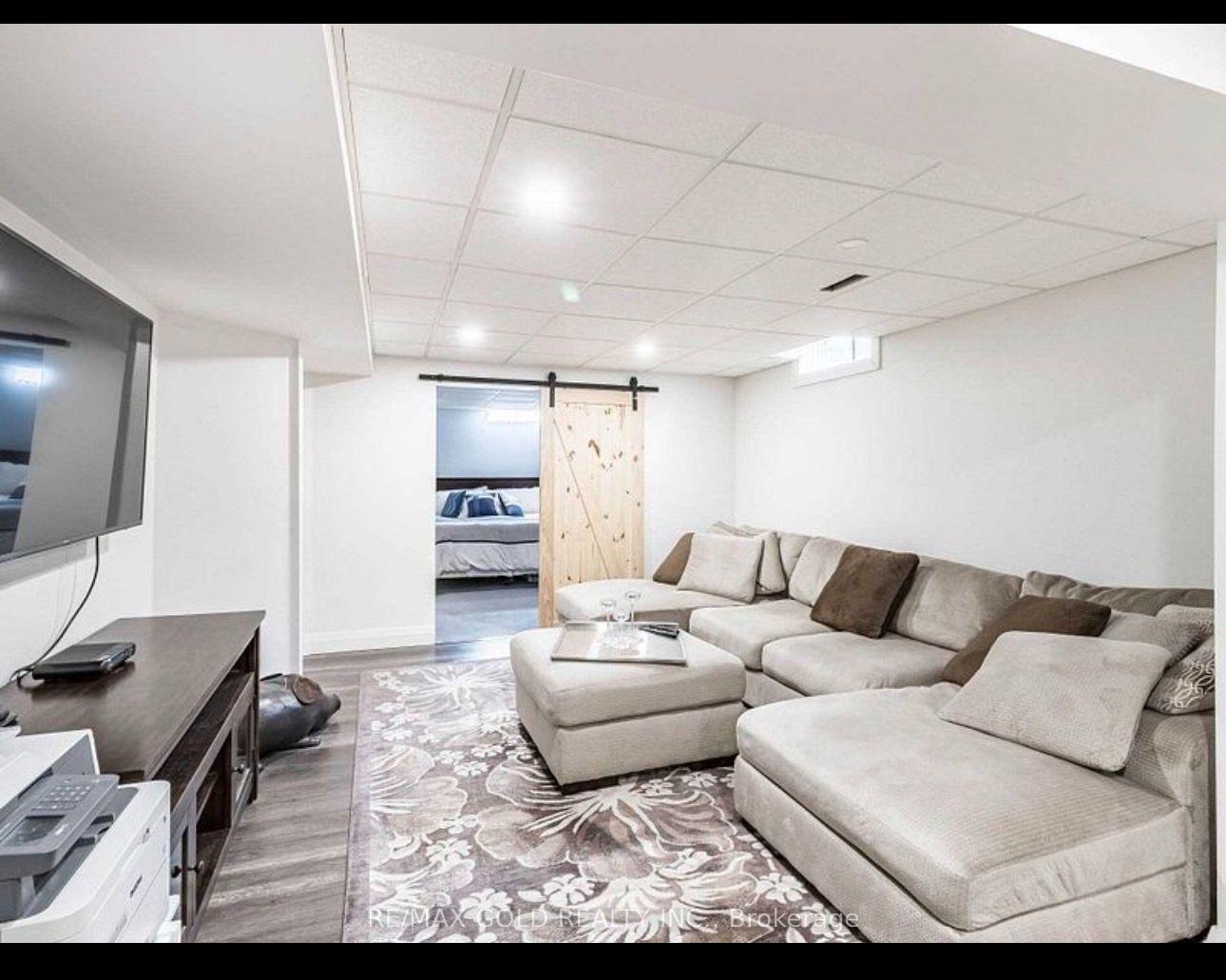 Photo 19 of 50 Lorraine Crescent, Brampton, Westgate — HOMEH