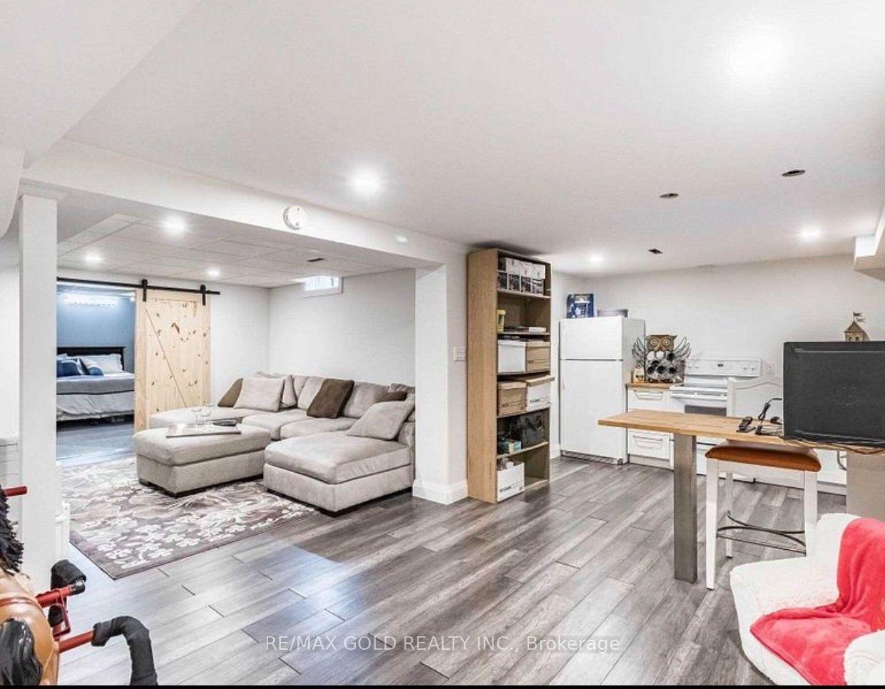 Photo 21 of 50 Lorraine Crescent, Brampton, Westgate — HOMEH