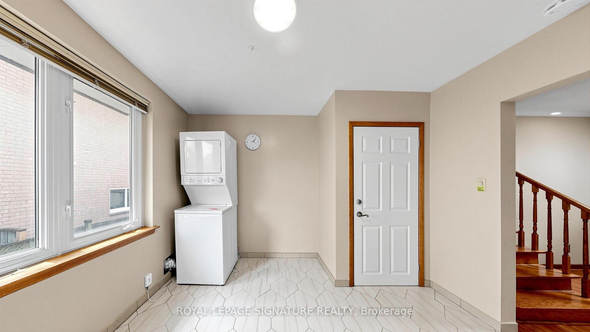 Photo 8 of 146 Maybourne Avenue, Scarborough, Clairlea-Birchmount — HOMEH