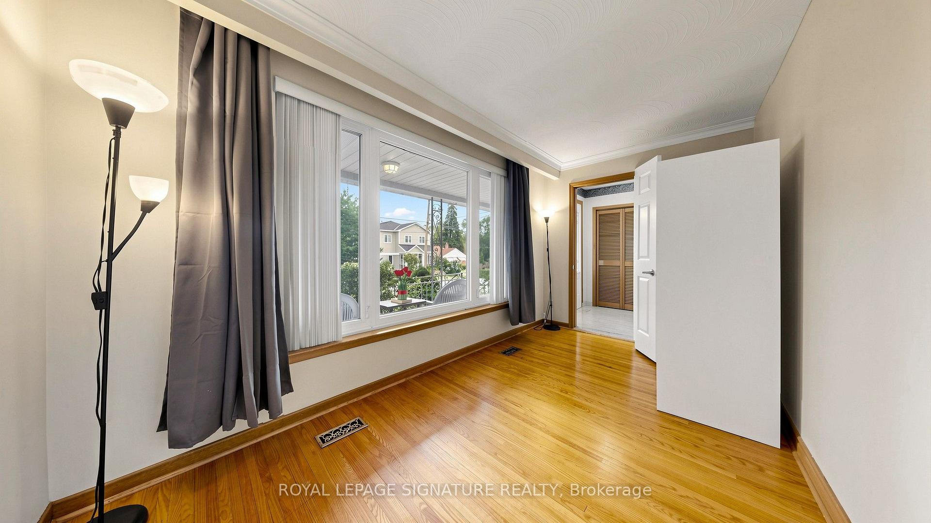 Photo 24 of 146 Maybourne Avenue, Scarborough, Clairlea-Birchmount — HOMEH