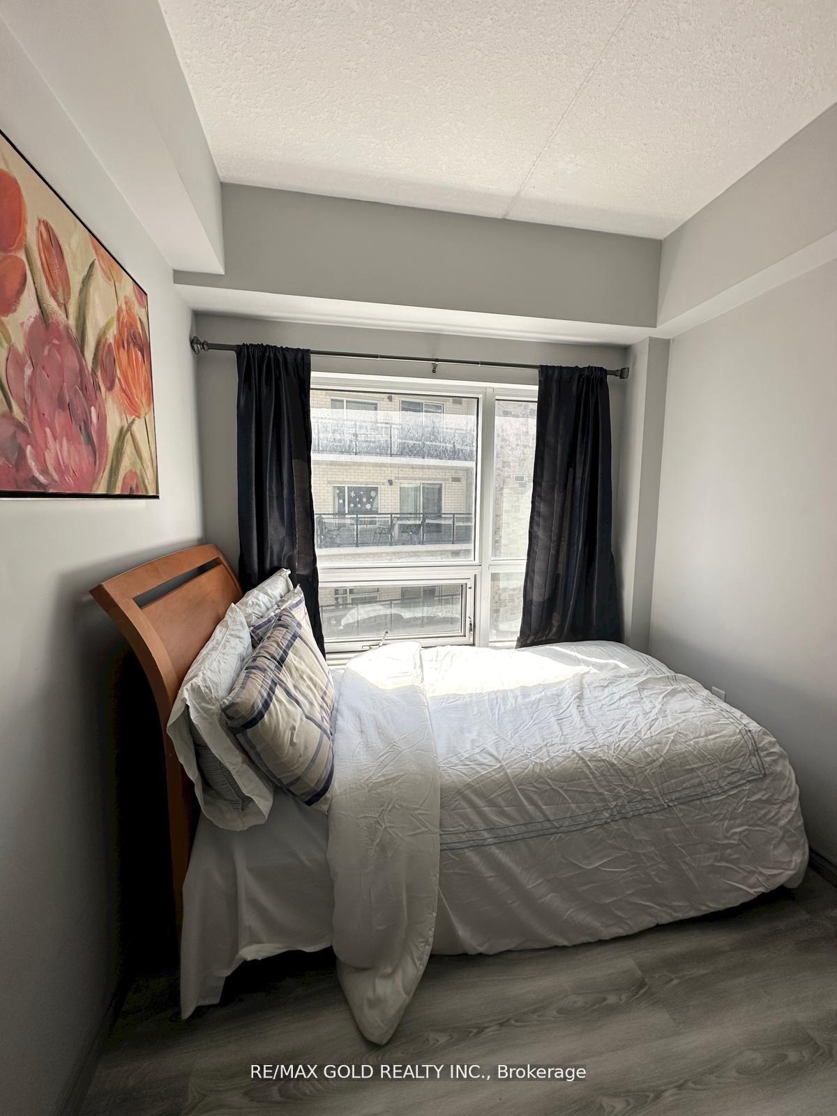 Photo 3 of 275 Larch Street, Waterloo, Downtown Waterloo — HOMEH