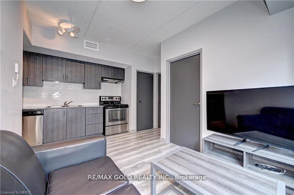 Photo 5 of 275 Larch Street, Waterloo, Downtown Waterloo — HOMEH