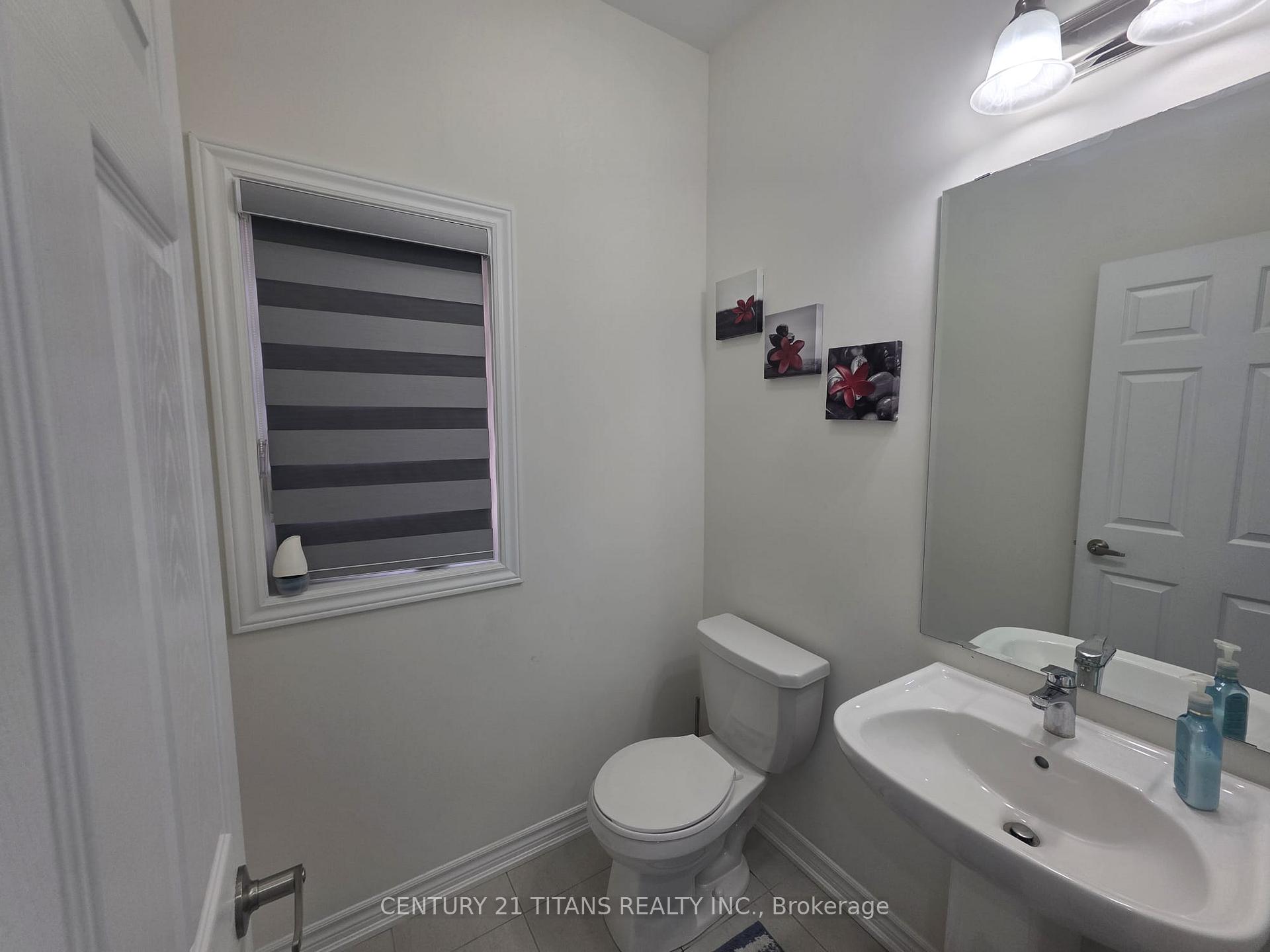 Photo 5 of 236 Fleetwood Drive, Oshawa, Eastdale — HOMEH