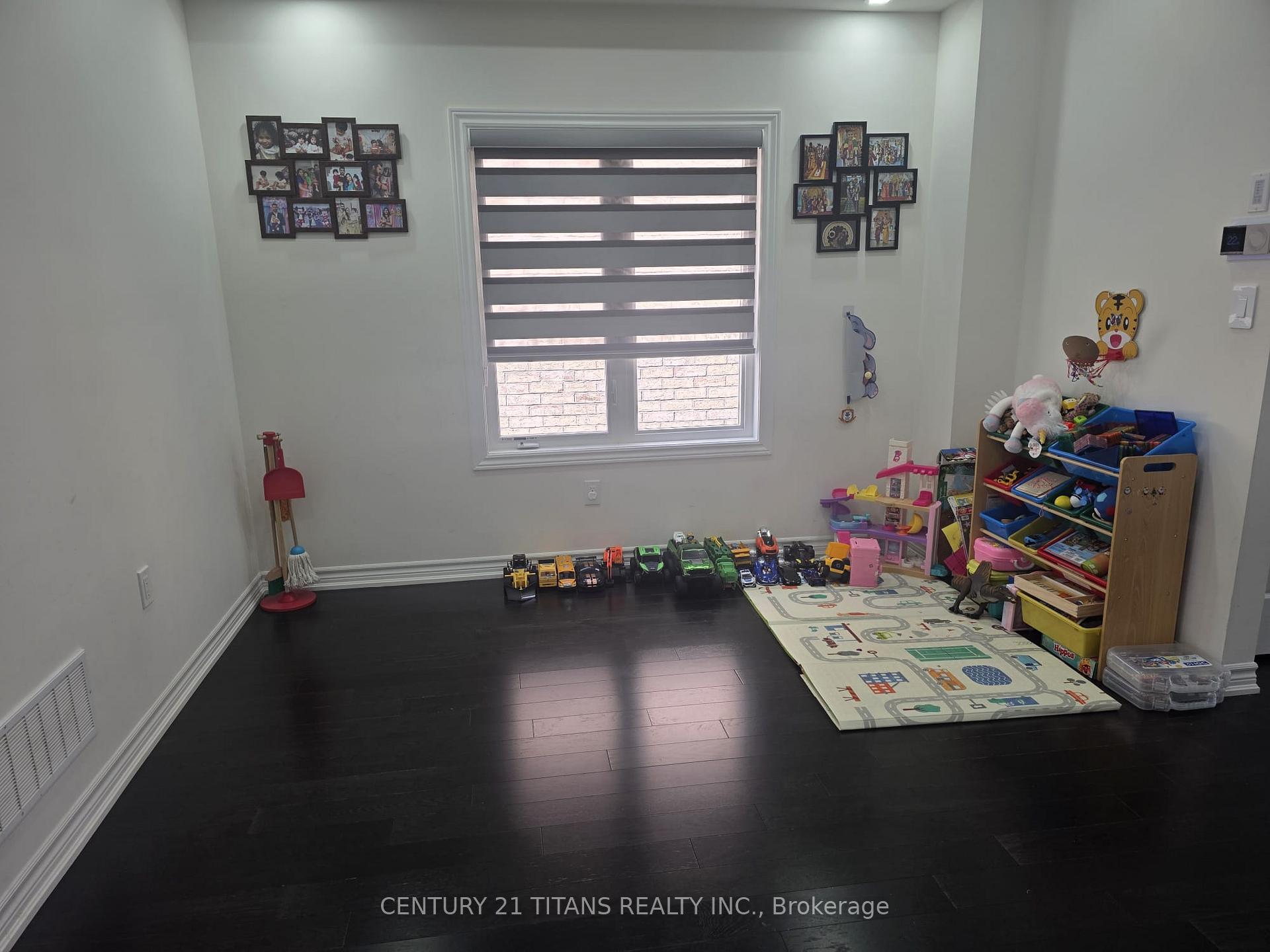 Photo 8 of 236 Fleetwood Drive, Oshawa, Eastdale — HOMEH